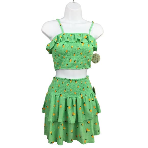 Jolie & Joy Mini Skirt and Ruffled Crop Top Set Size Medium Green with Lemons - Picture 1 of 13
